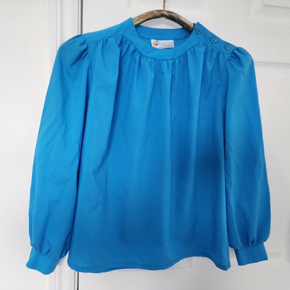 Cute Vintage Blue Blouse!